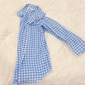 Vineyard vines blue gingham shirt.